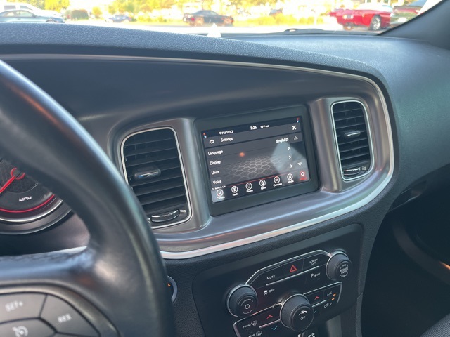 2021 Dodge Charger SXT photo 23