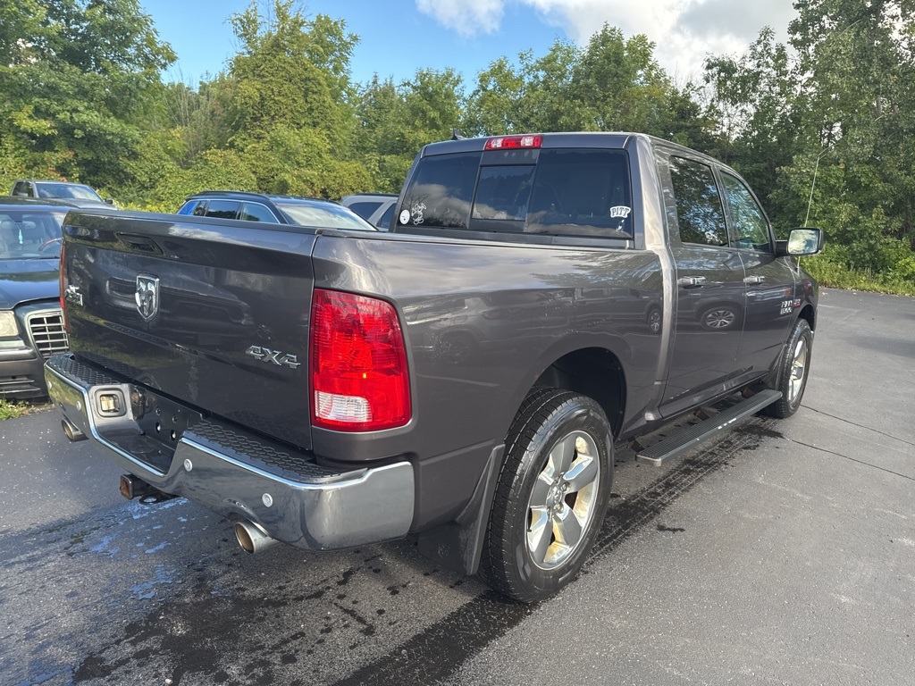 2015 Ram 1500 Big Horn photo 4