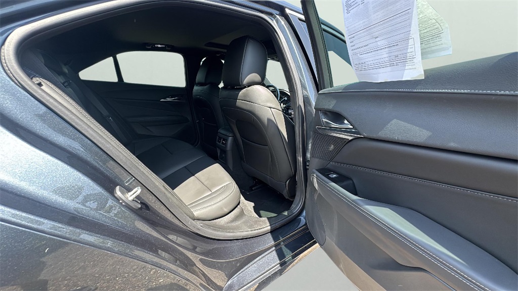 2021 Cadillac CT4 Luxury photo 13