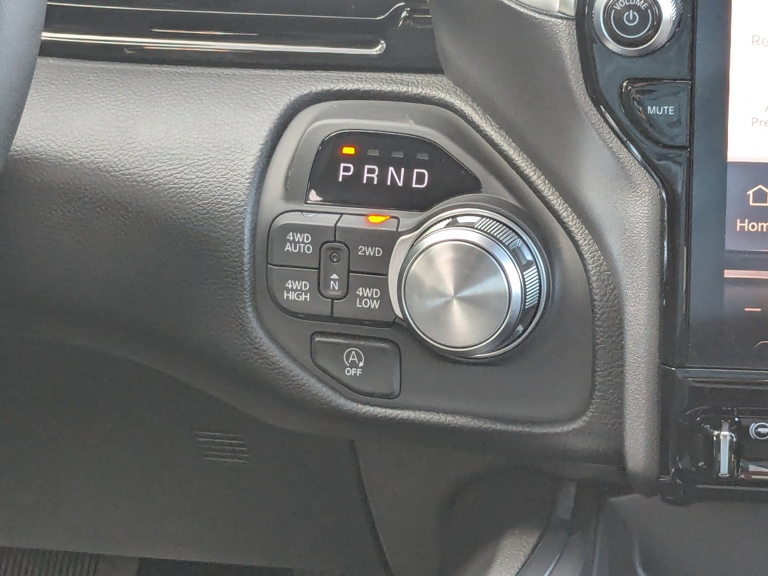 2026 Ram 1500 Laramie photo 16