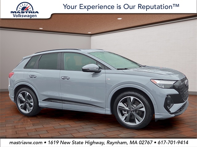 2024 Audi Q4 e-tron Premium Plus's photo