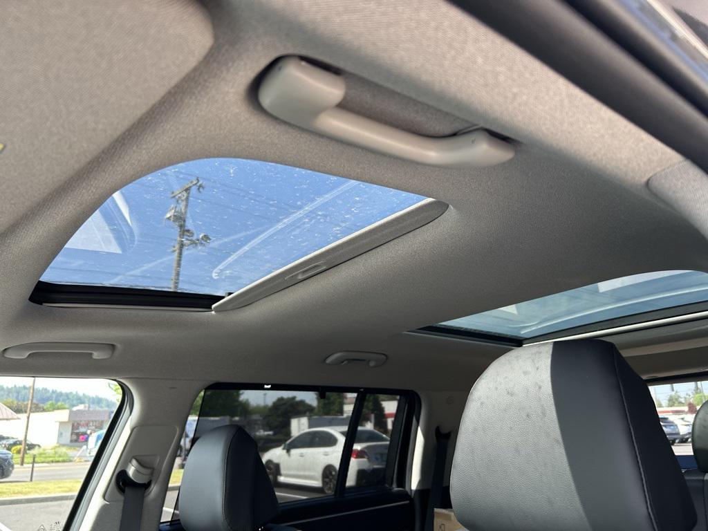 2025 Hyundai Santa Fe Limited photo 18
