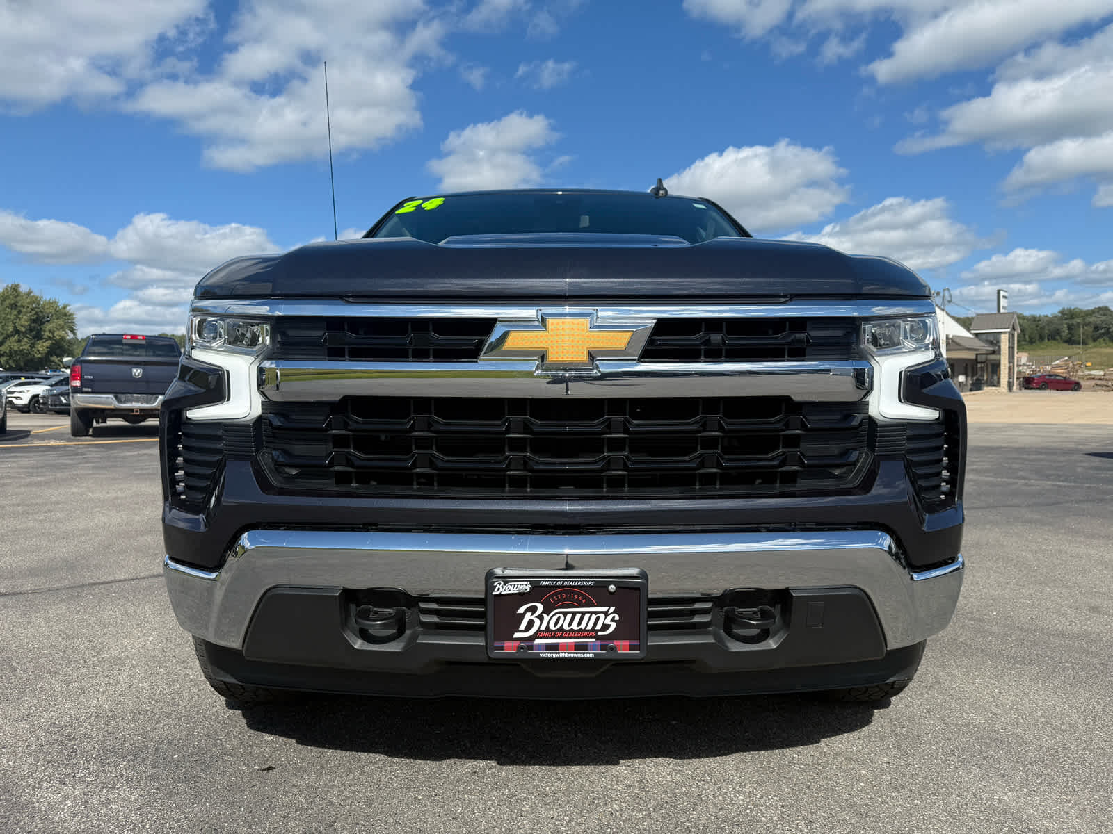 2024 Chevrolet Silverado 1500 LT photo 7