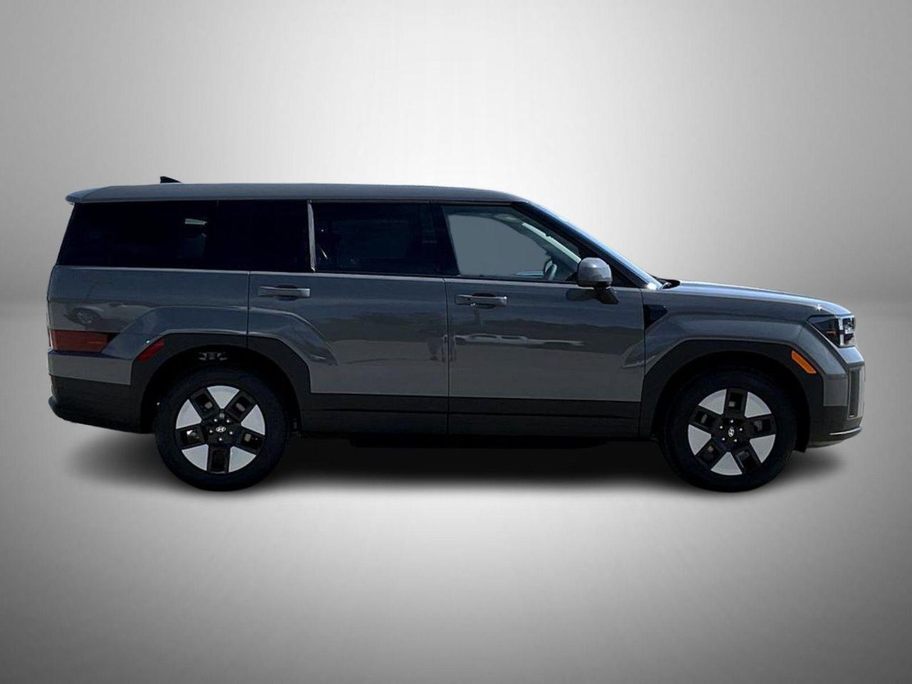 2026 Hyundai Santa Fe SE photo 4