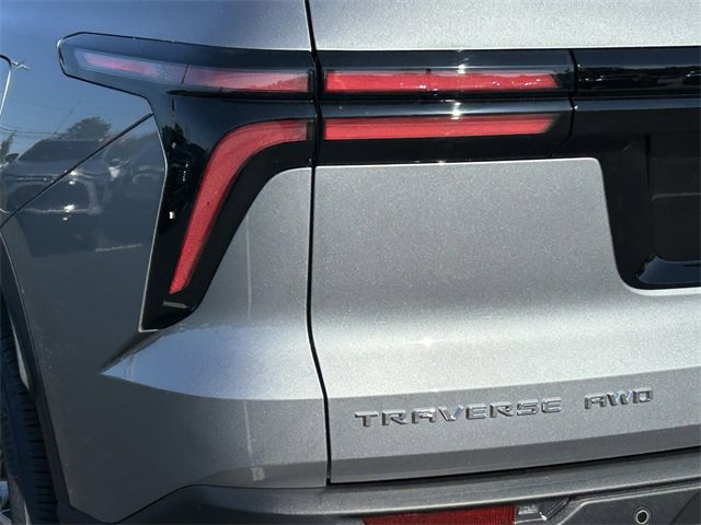 2026 Chevrolet Traverse photo 6