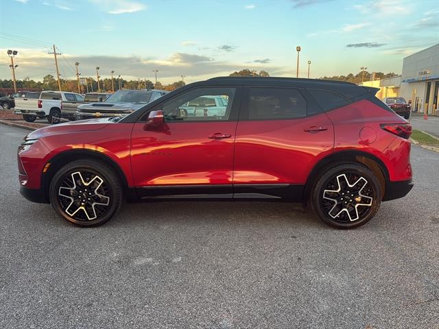 2023 Chevrolet Blazer Leather photo 4