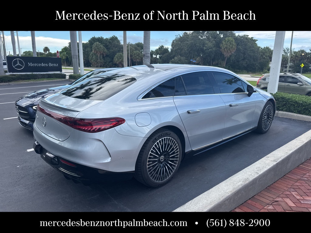 2022 Mercedes Benz EQS Sedan 450 photo 3
