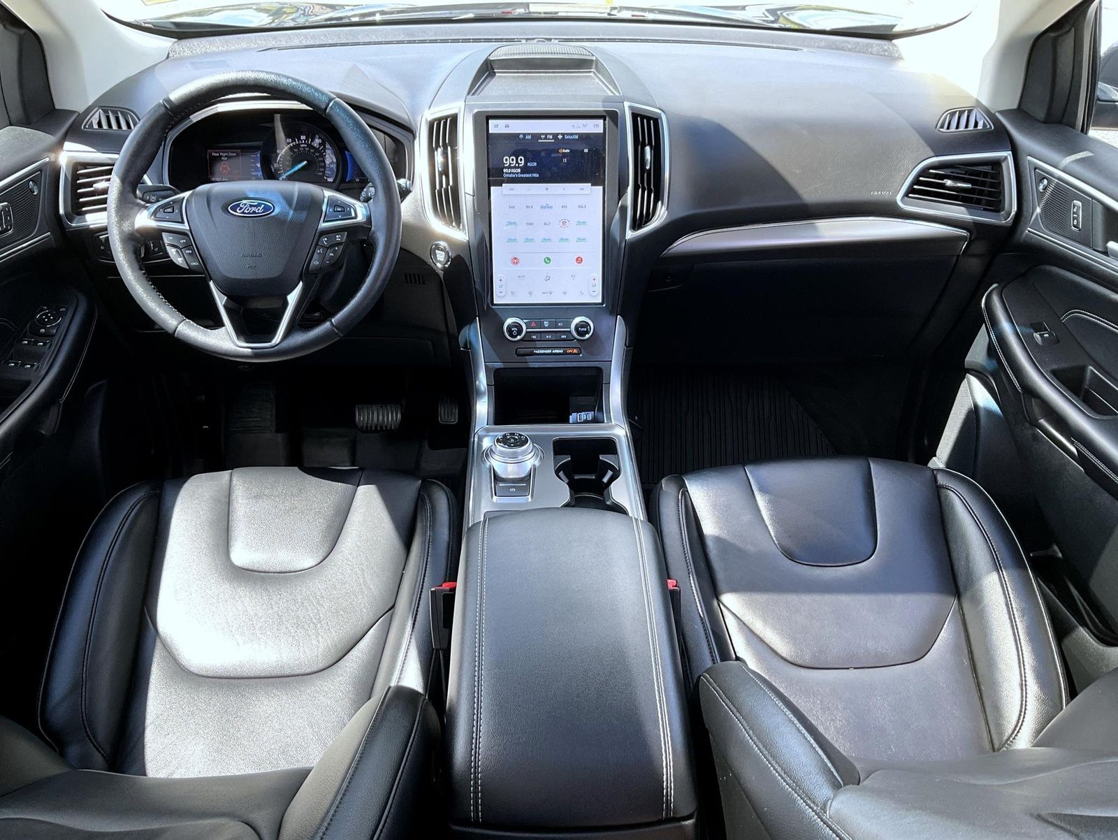 2022 Ford Edge Titanium photo 12