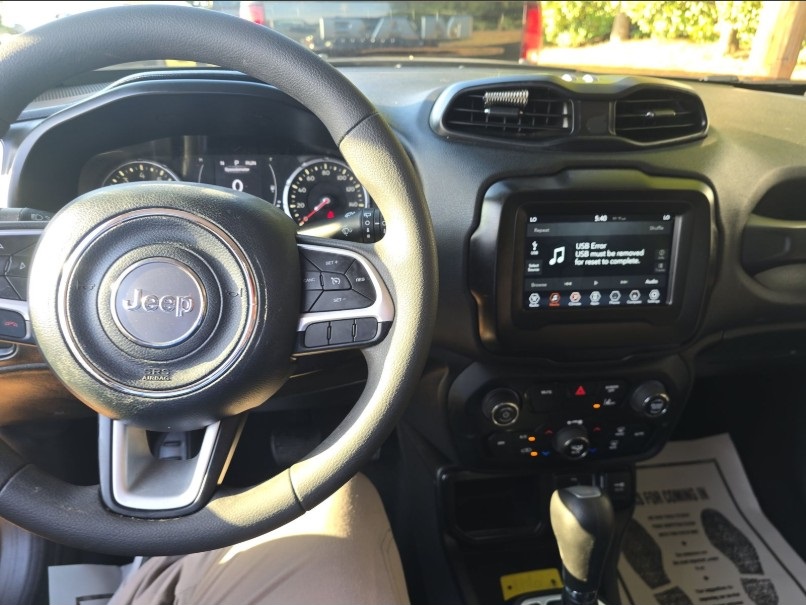2021 Jeep Renegade Sport photo 26