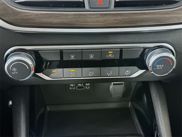 2025 Nissan Altima SV photo 18