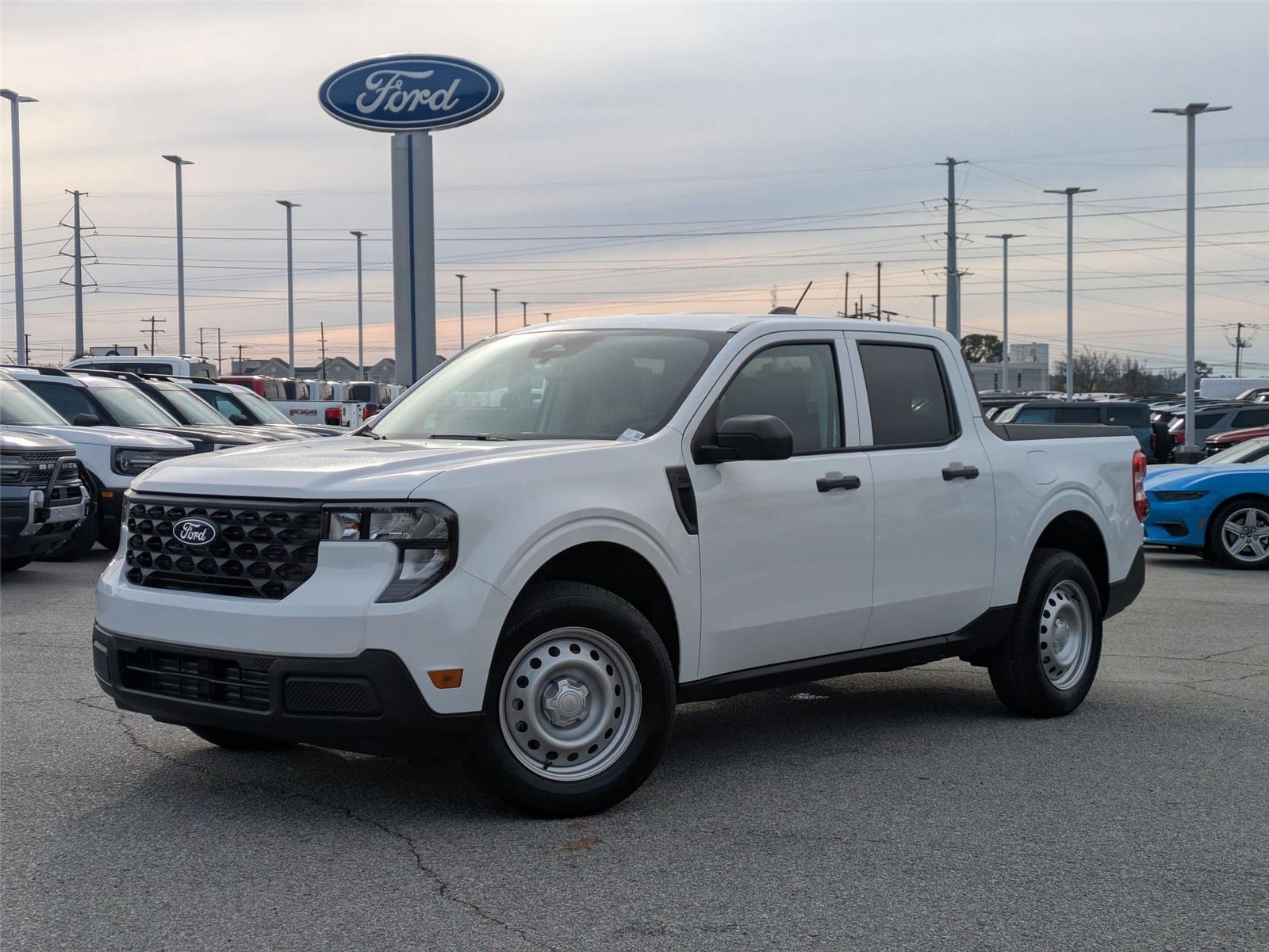 2026 Ford Maverick XL