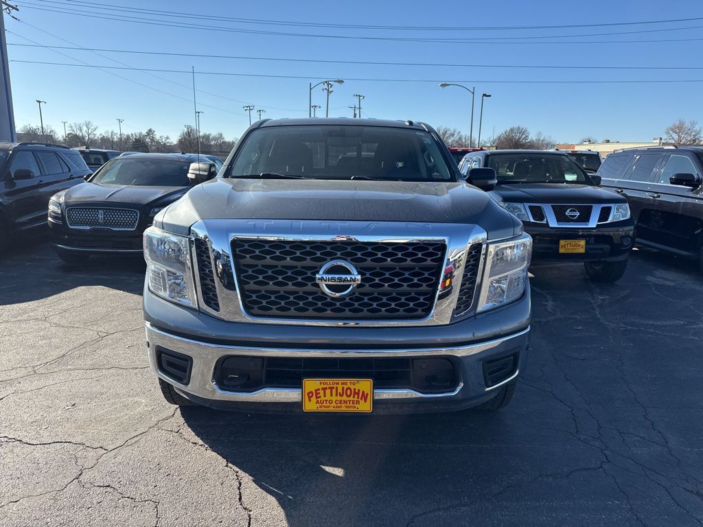 Used 2018 Nissan Titan SV with VIN 1N6AA1E58JN536580 for sale in Kansas City