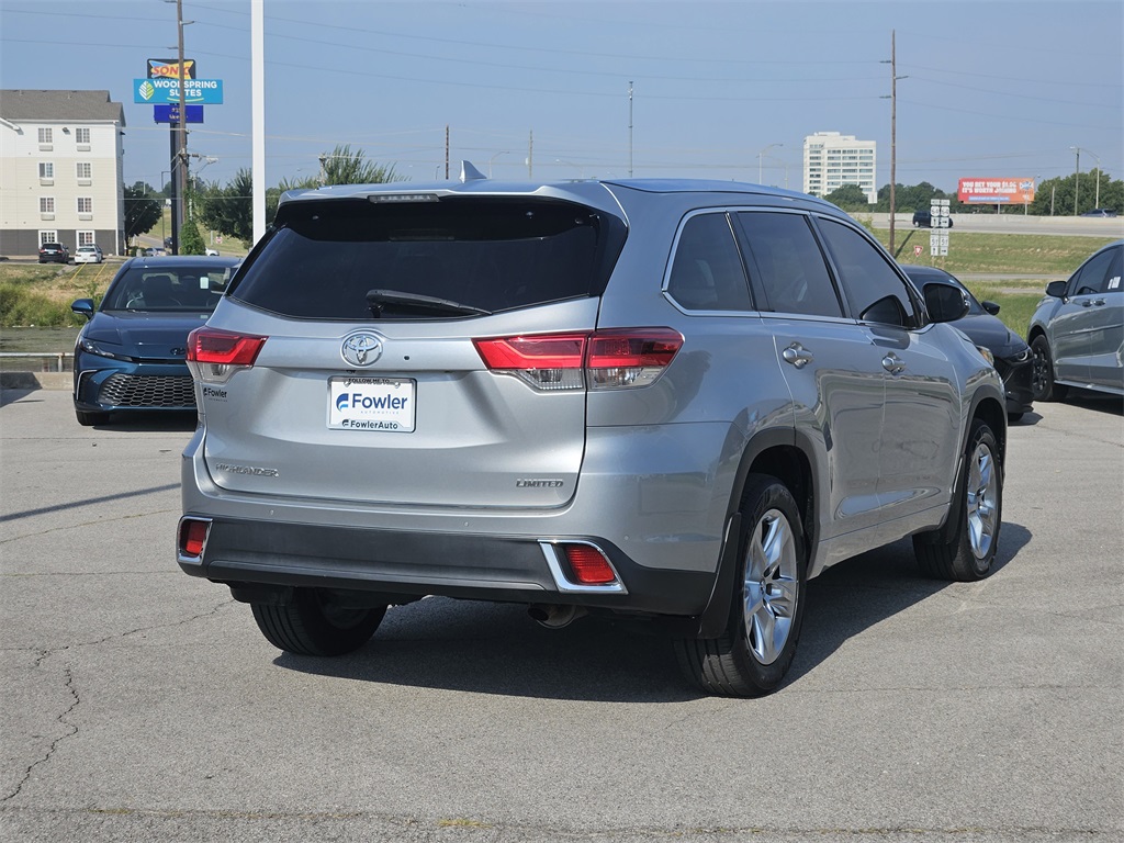 2018 Toyota Highlander Limited Platinum photo 5
