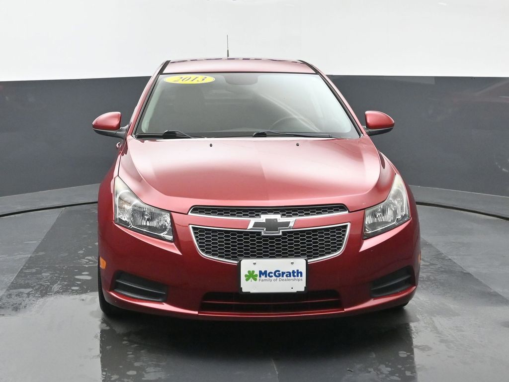 2013 Chevrolet Cruze Eco photo 2