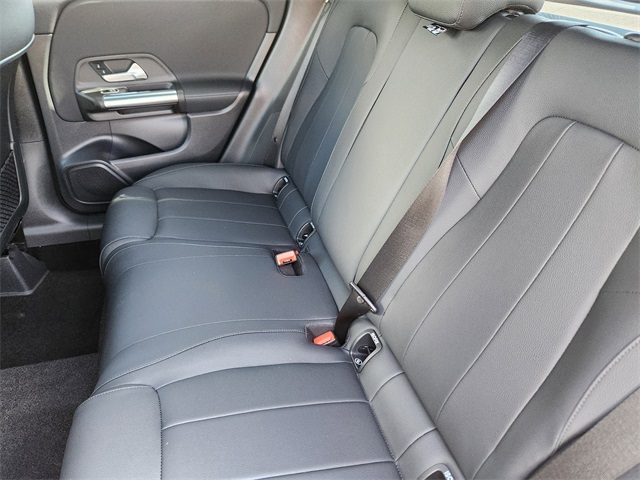 2026 Mercedes Benz GLA 250 4MATIC photo 11