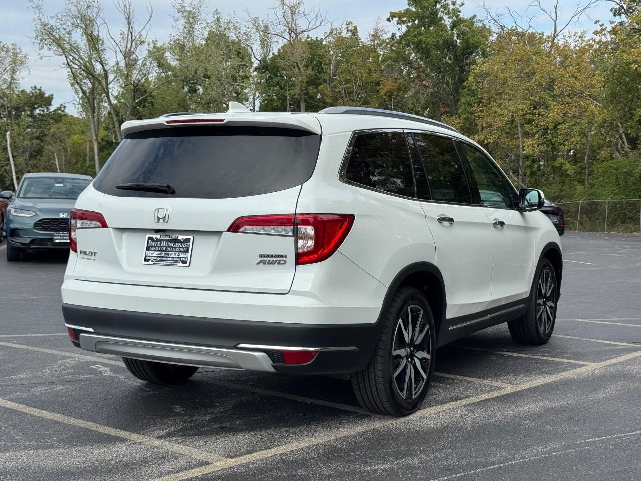 2022 Honda Pilot Touring photo 3