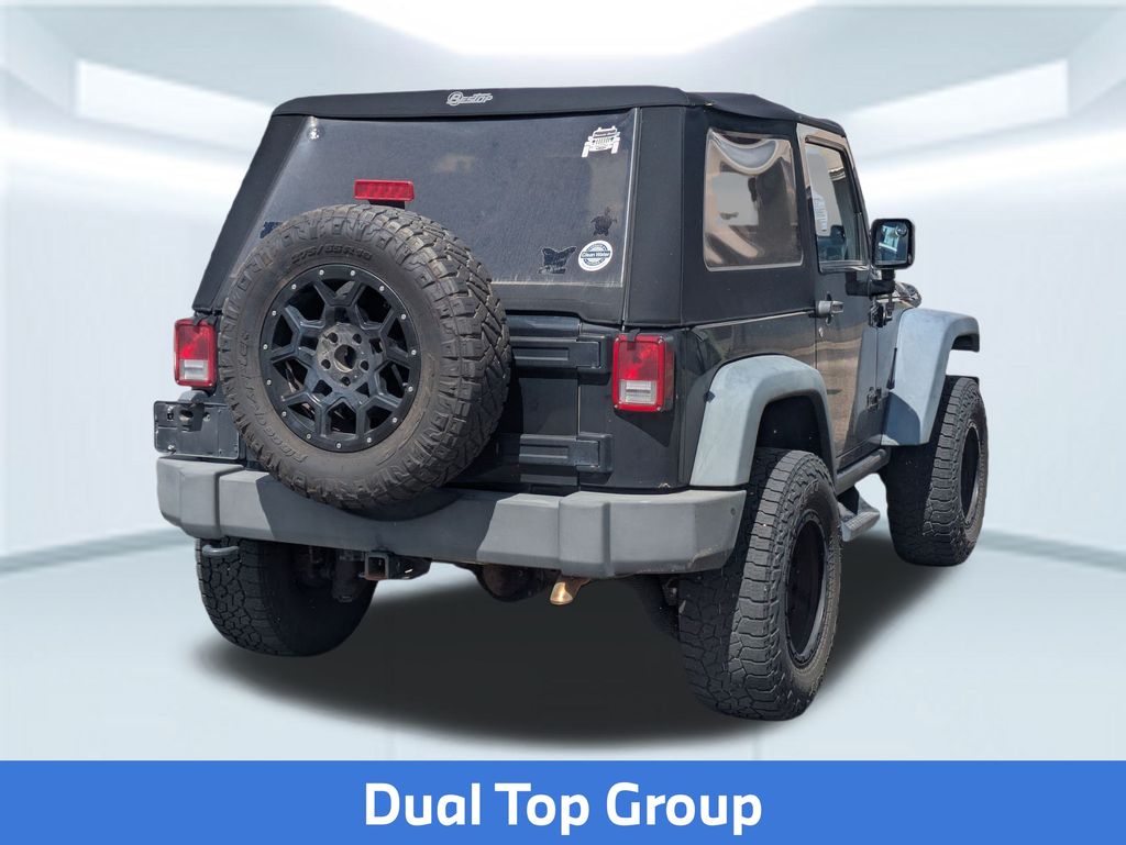 2010 Jeep Wrangler Rubicon photo 4