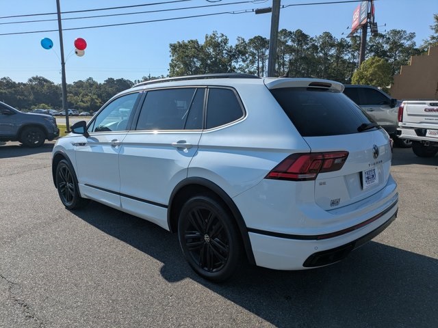 2022 Volkswagen Tiguan SE R-Line Black photo 3