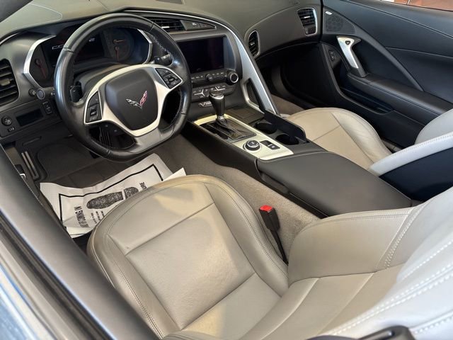 2017 Chevrolet Corvette Stingray 1LT Z51 photo 13