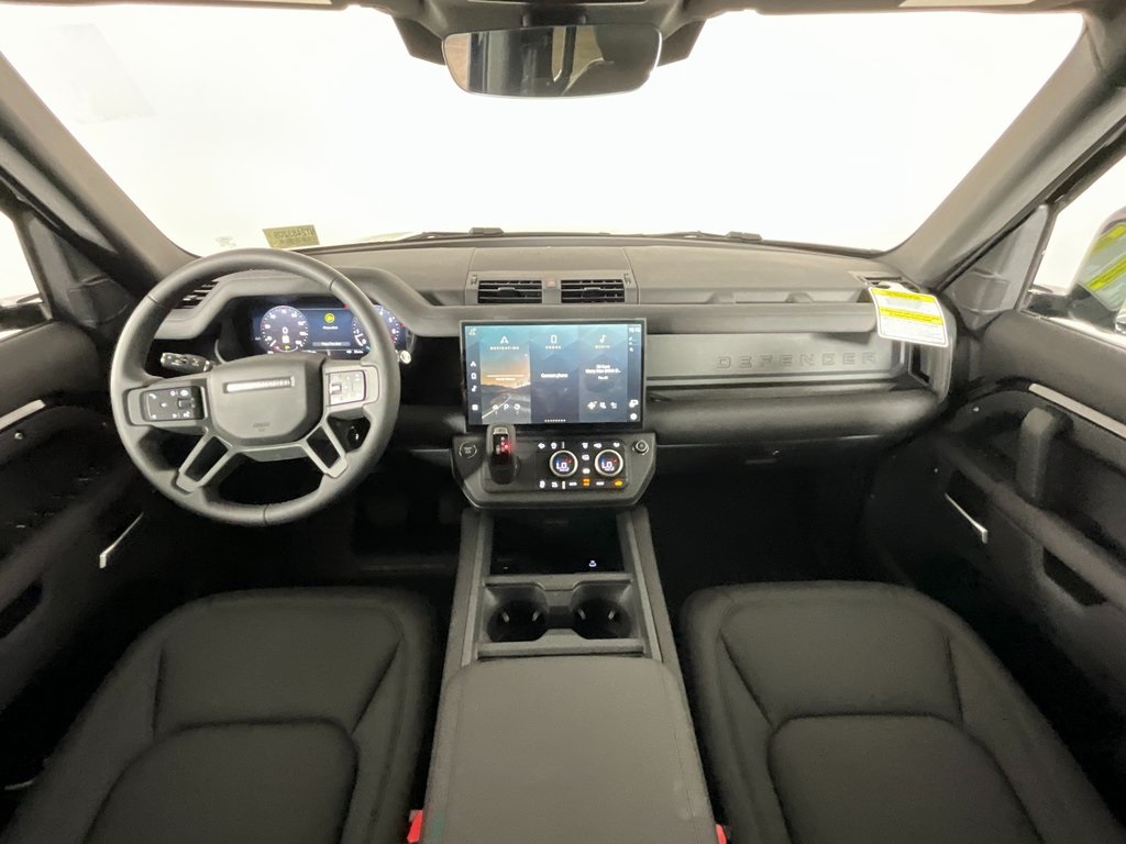 2026 Land Rover Defender 110 S photo 4