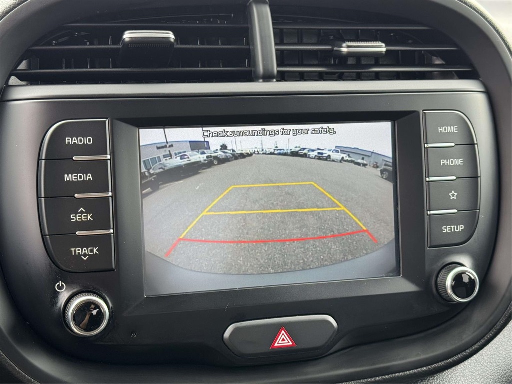 2021 Kia Soul LX photo 3