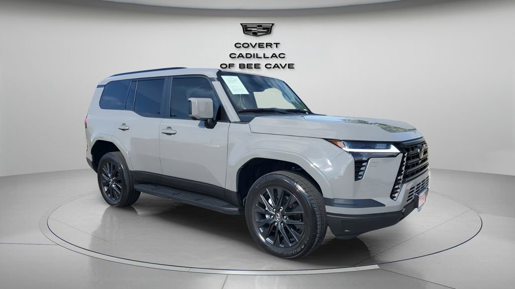 2024 Lexus GX Premium's photo