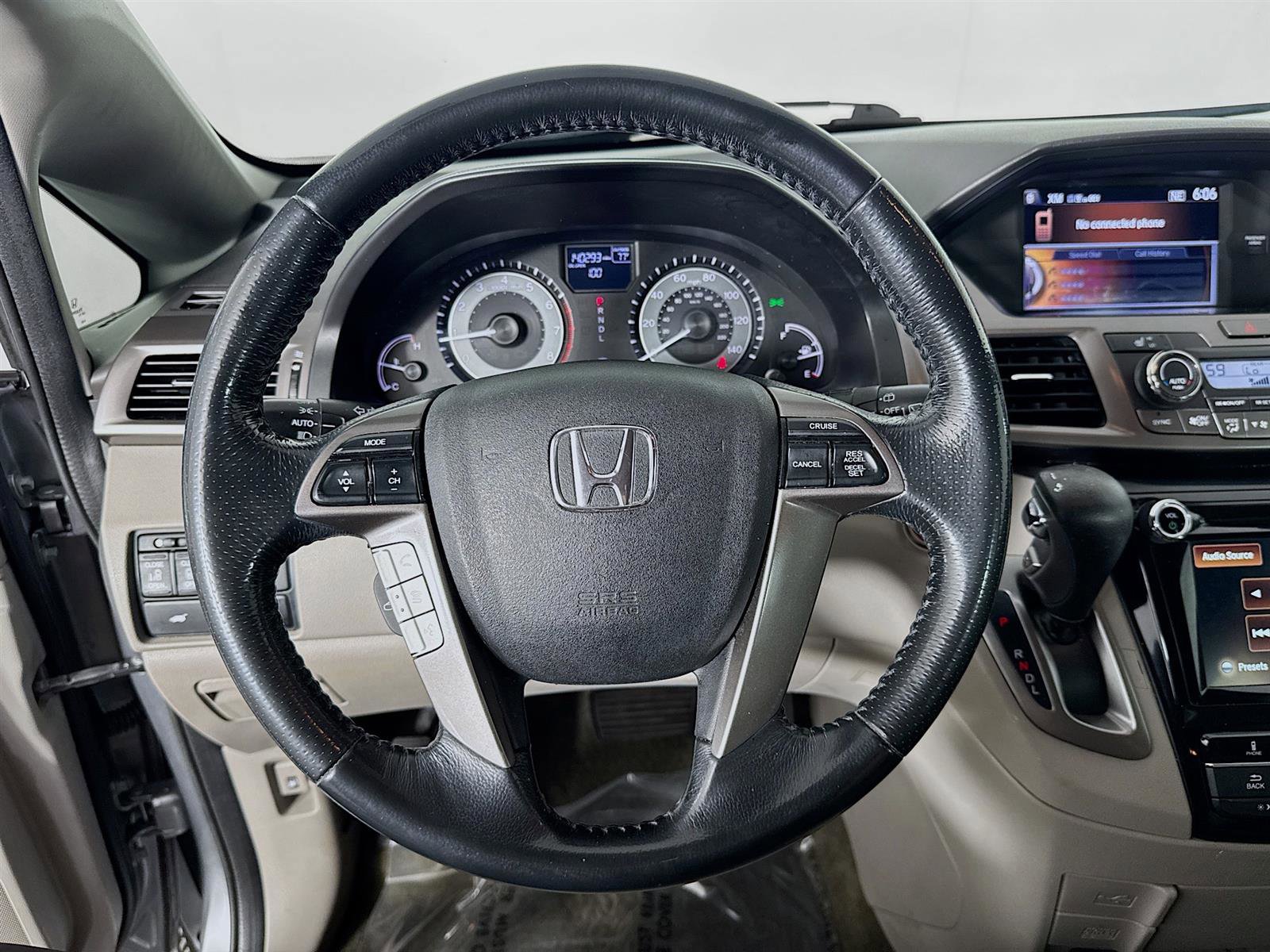 2016 Honda Odyssey EX-L photo 12
