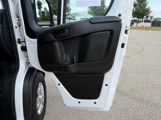 2024 Ram ProMaster 2500 photo 8