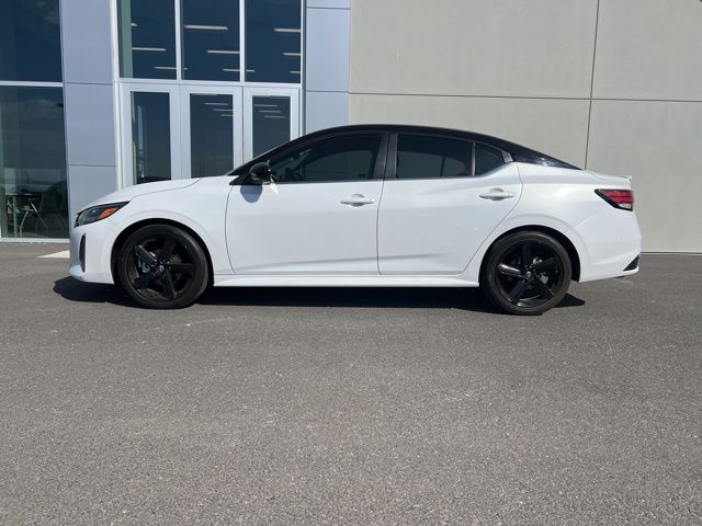 2024 Nissan Sentra SR photo 2