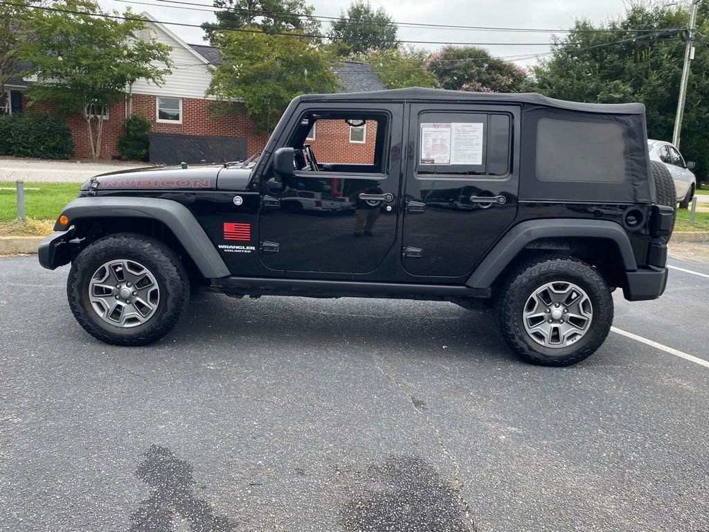 2012 Jeep Wrangler Unlimited Rubicon photo 3