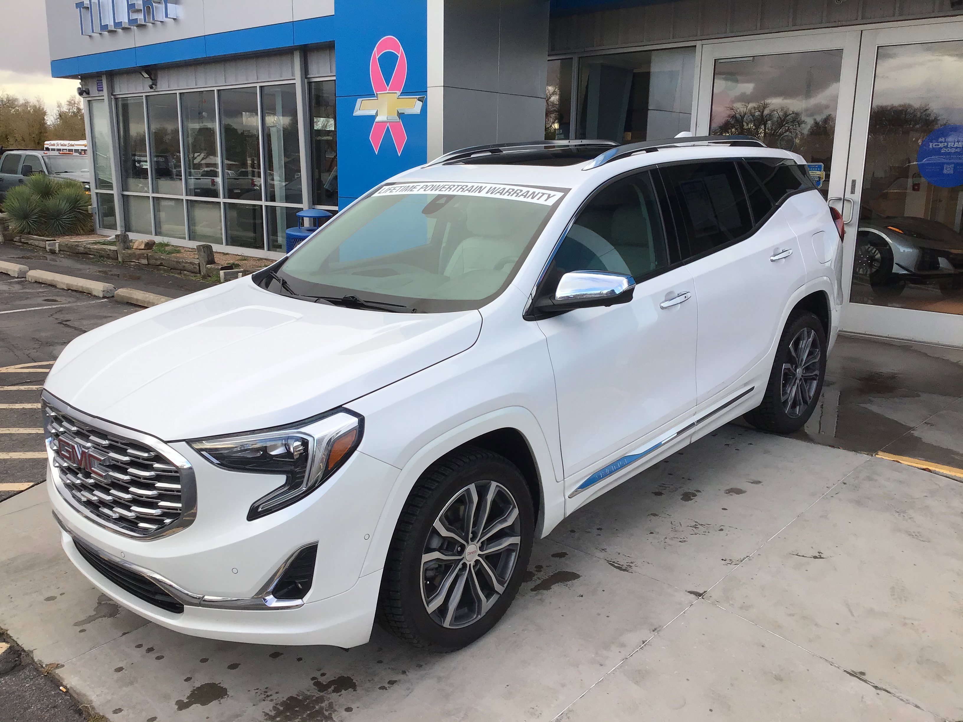 2021 Gmc Terrain Denali photo 2