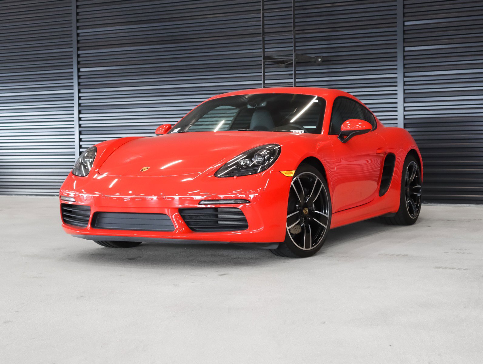 2025 Porsche 718's photo
