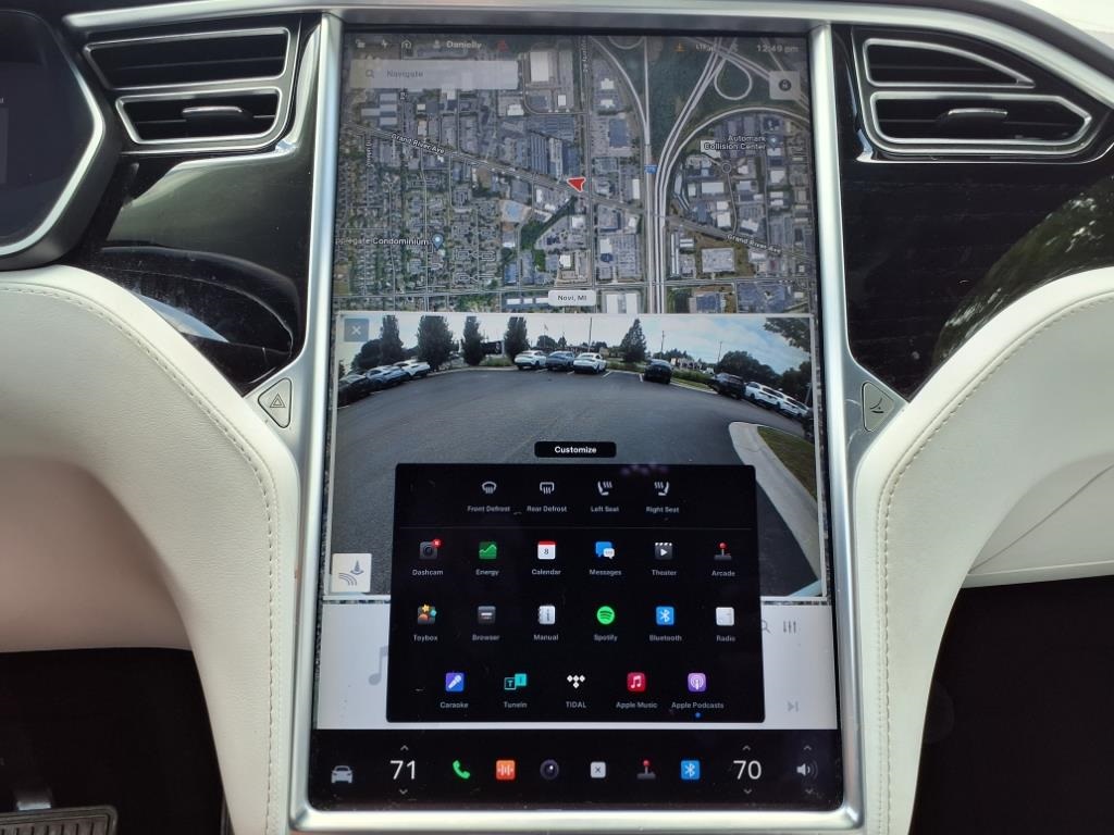 2018 Tesla Model X 75D photo 20