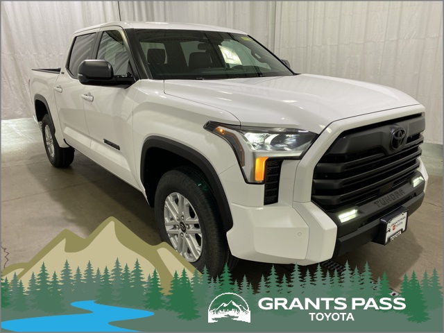 2026 Toyota Tundra SR5's photo