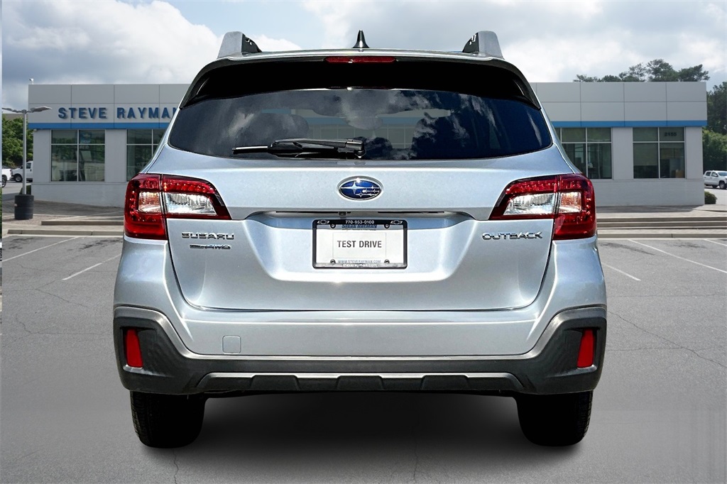 2019 Subaru Outback 2.5i Premium photo 3
