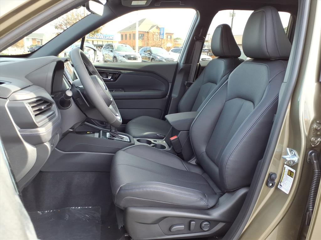 2025 Subaru Forester Limited photo 3