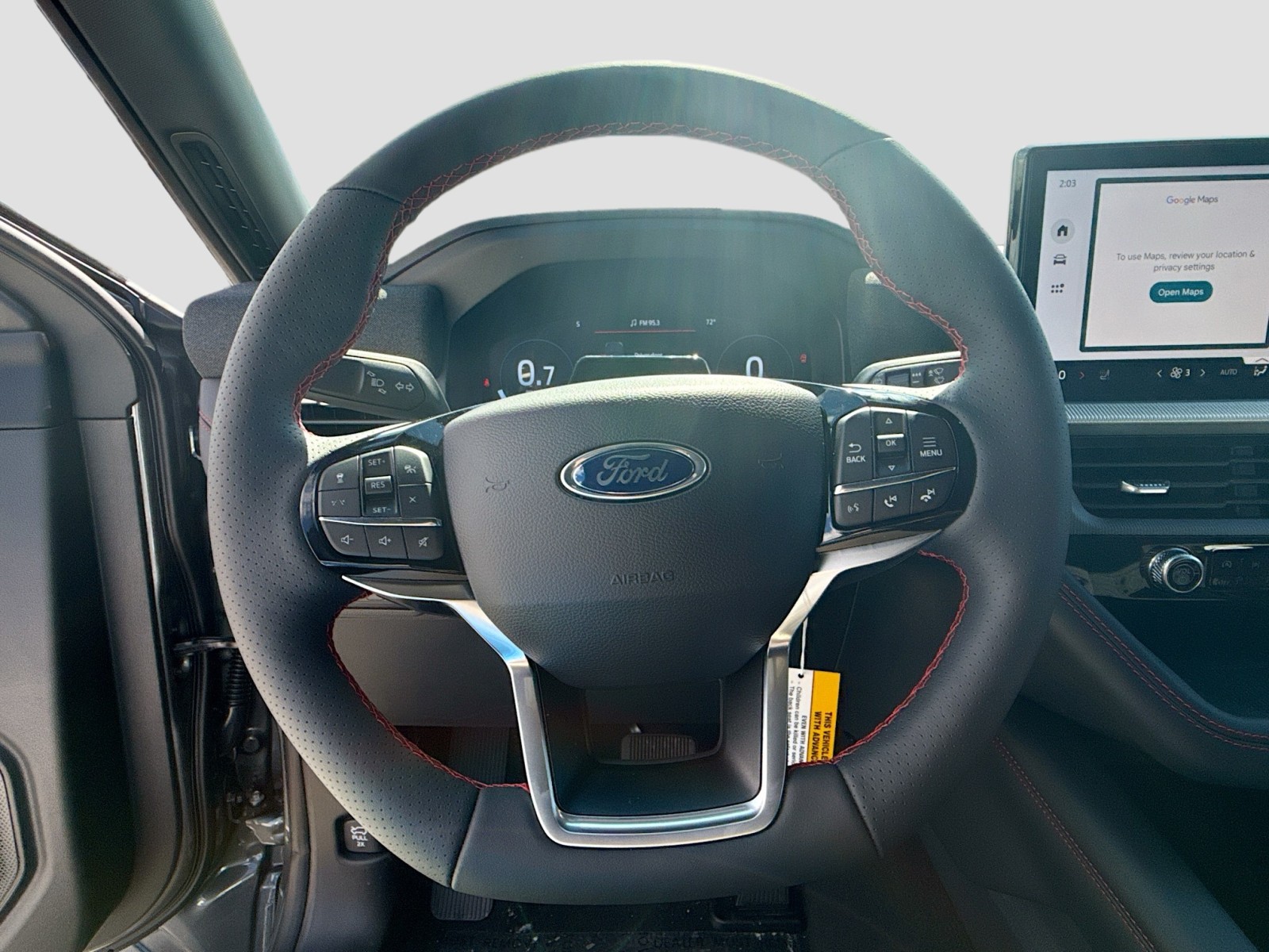 2025 Ford Explorer ST-Line photo 10