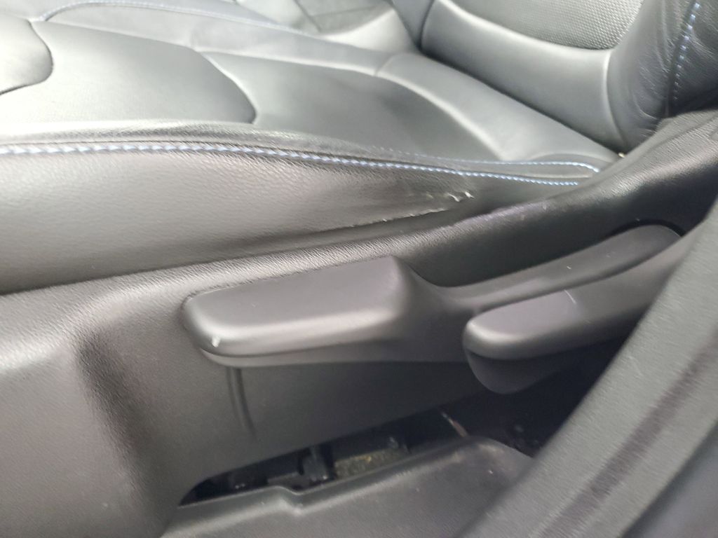 2016 Chevrolet Volt LT photo 27