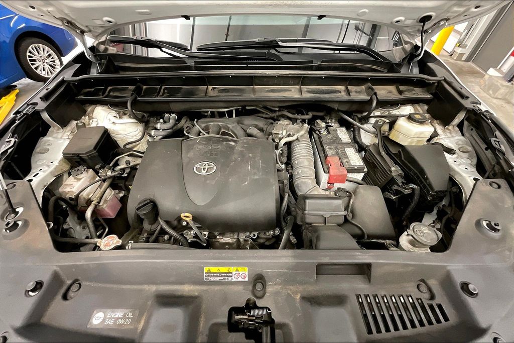 2022 Toyota Highlander XLE photo 10