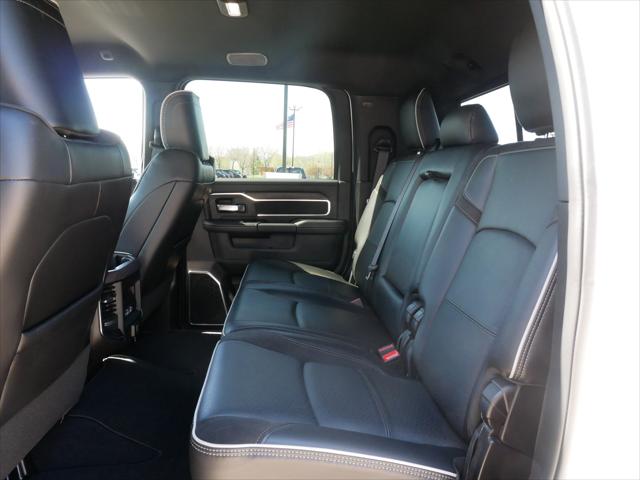 2025 Ram 3500 Laramie photo 9