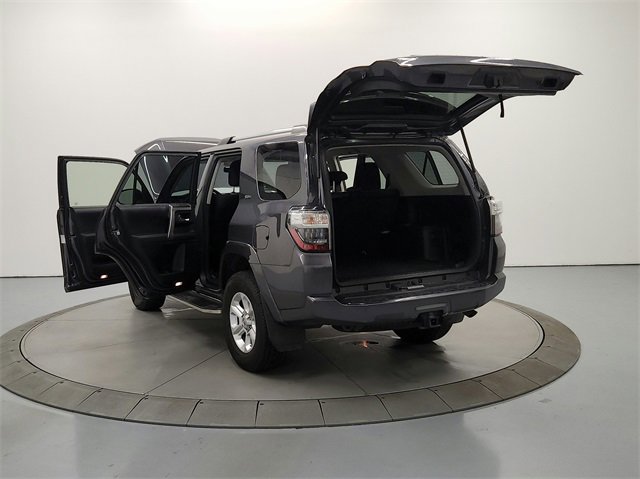2021 Toyota 4Runner SR5 photo 13