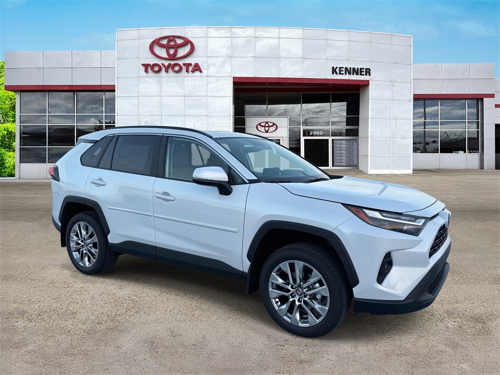 2025 Toyota RAV4 XLE Premium's photo