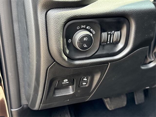 2025 Ram 1500 Laramie photo 15