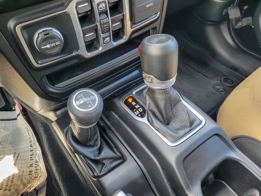 2022 JEEP WRANGLER - Image 18