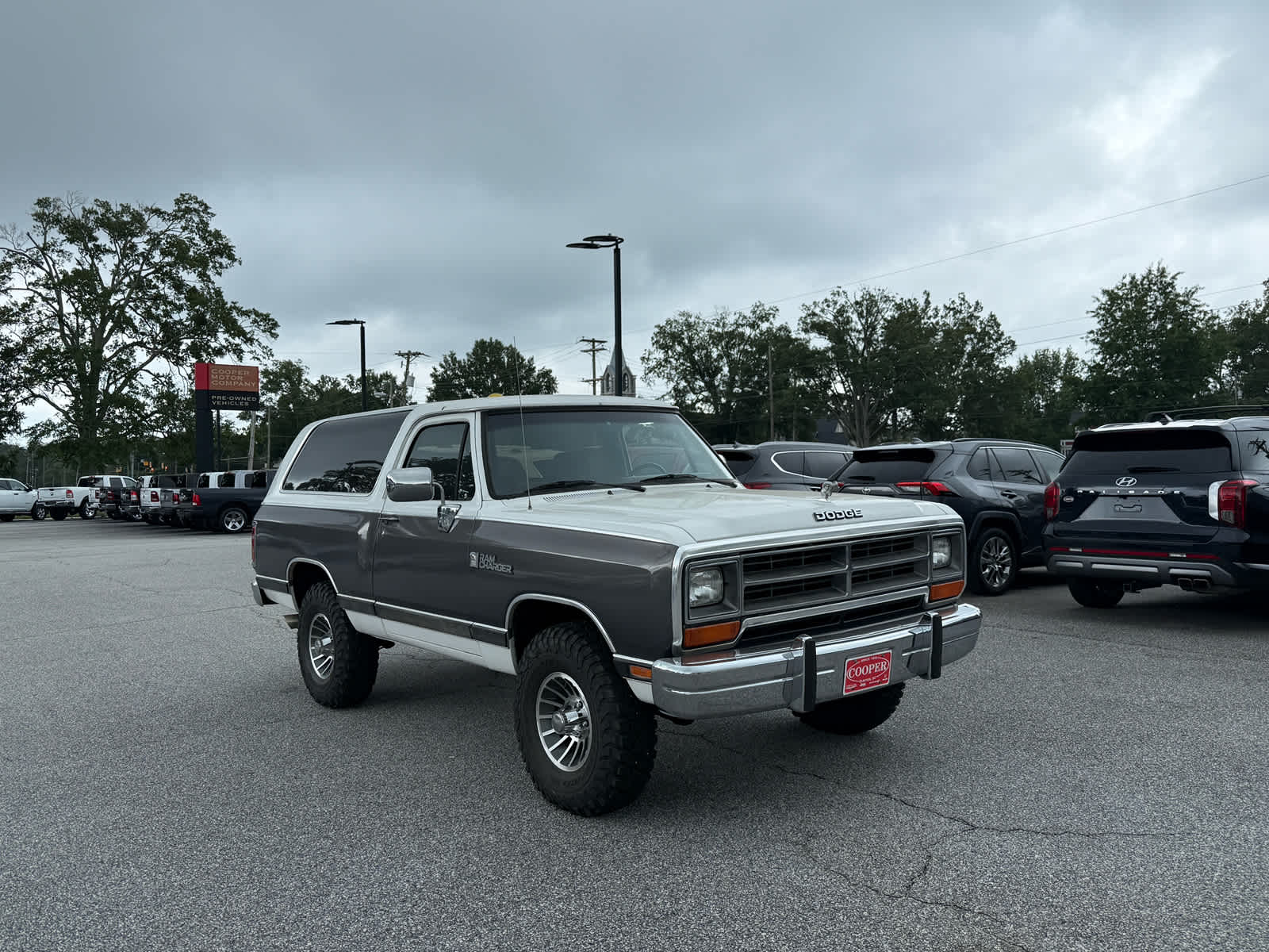 1989 Dodge Ram photo 8