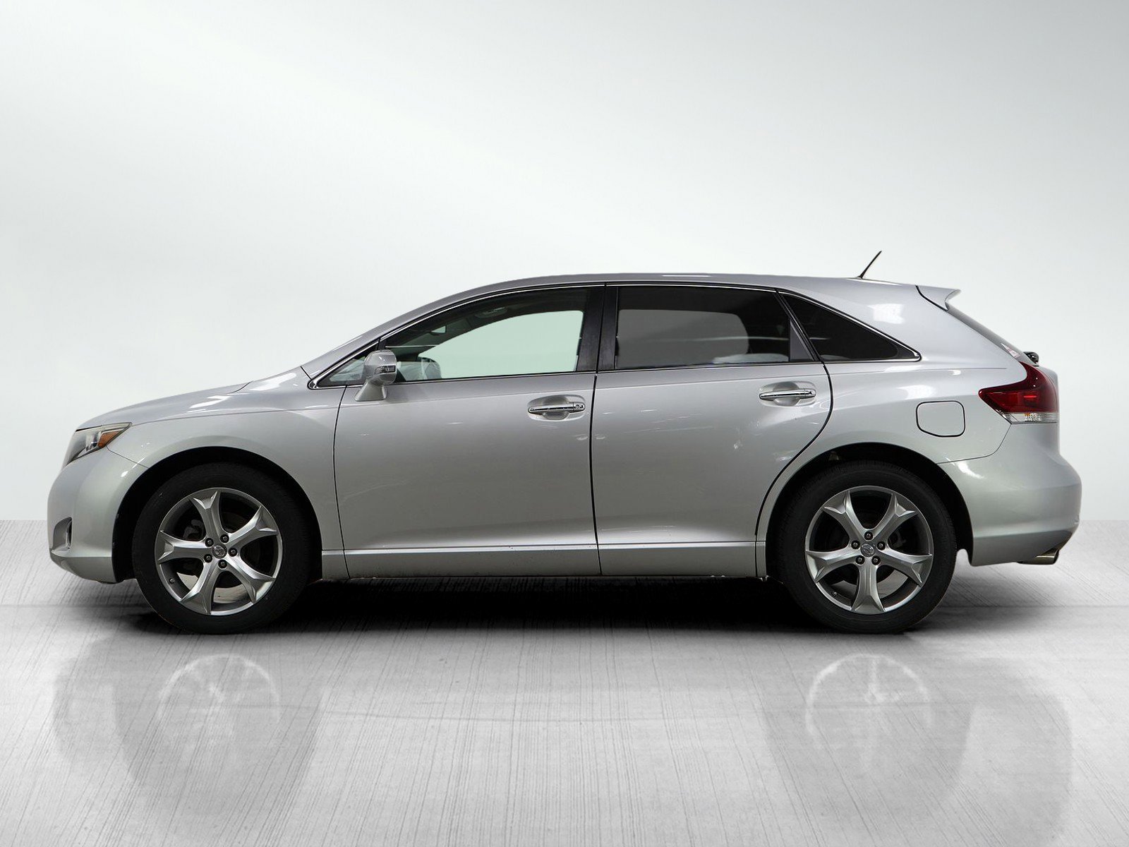 Used 2013 Toyota Venza Limited with VIN 4T3BK3BB7DU086895 for sale in Burnsville, Minnesota