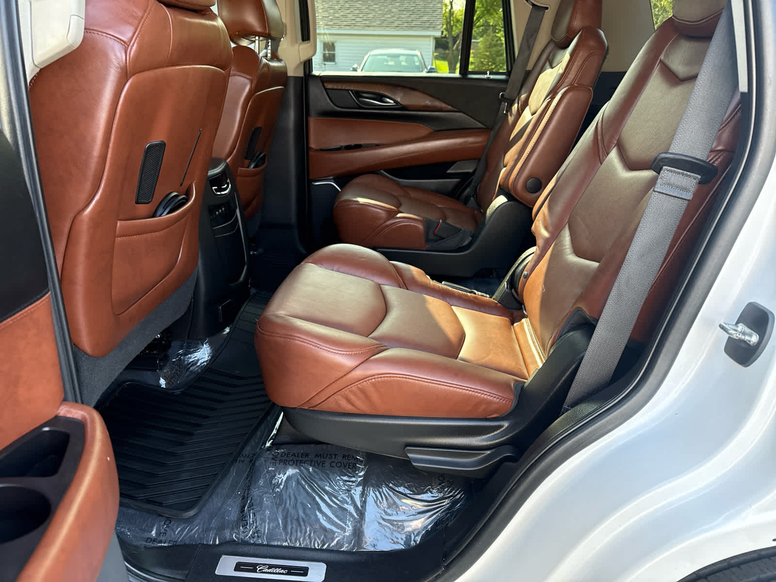 2019 Cadillac Escalade Premium Luxury photo 13