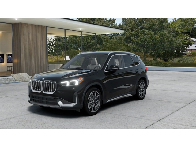 2026 BMW X1 28i's photo