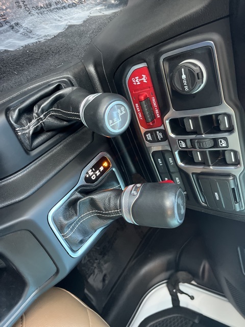 2022 Jeep Wrangler Unlimited Rubicon photo 25