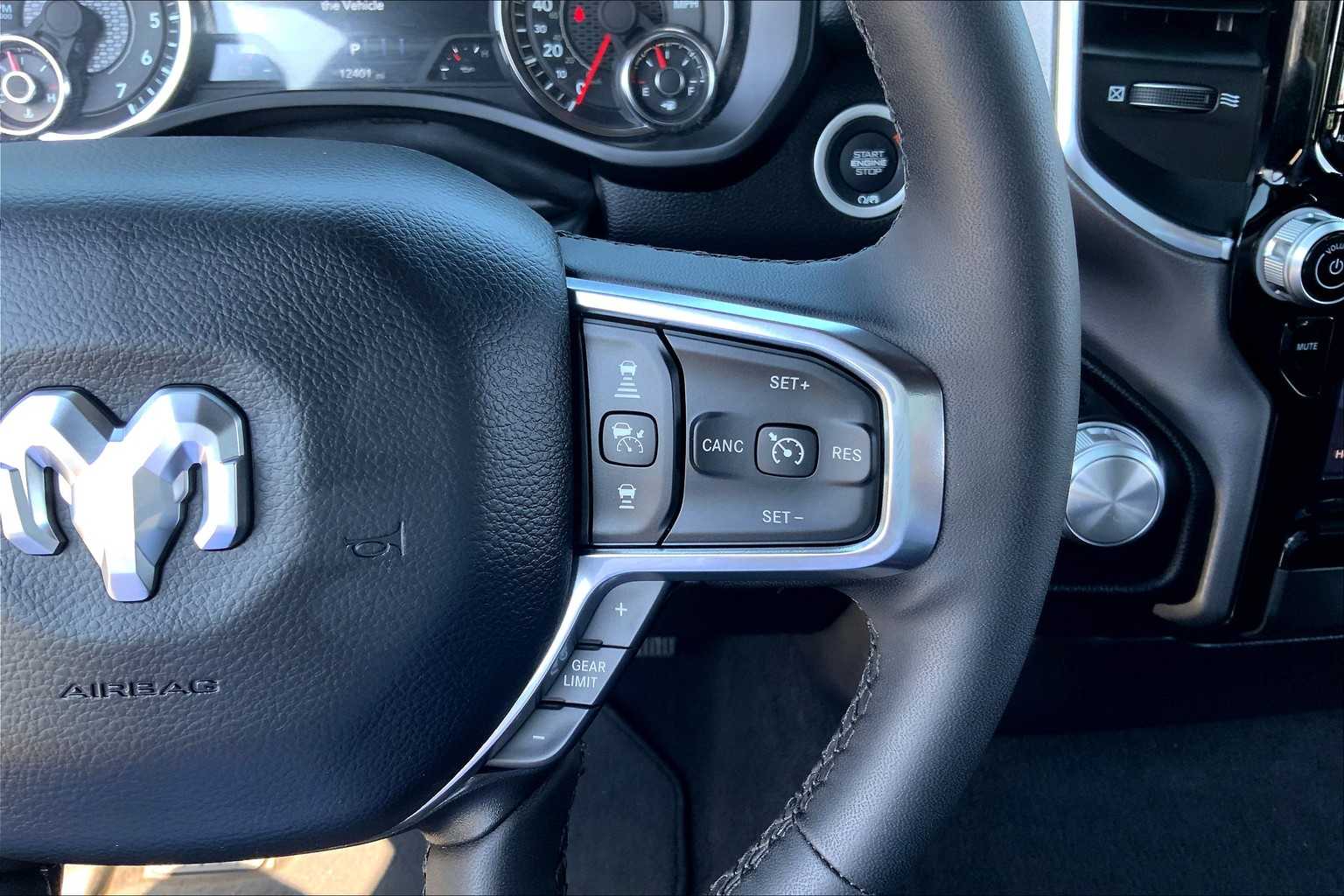 2025 Ram 1500 Laramie photo 19